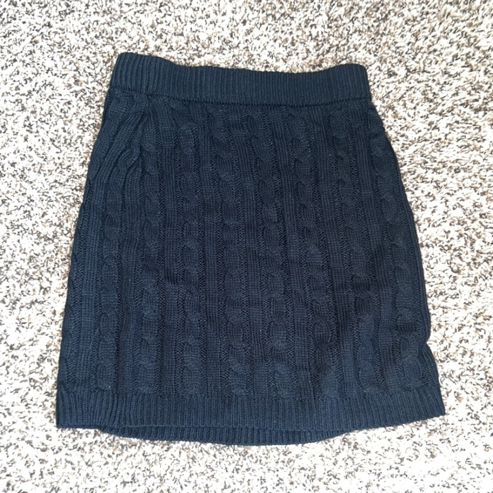 Black sweater skirt